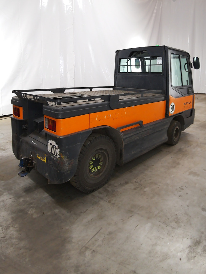 Linde P250 - Elektromos vontató: 2 kép. Linde P250 - Elektromos vontató: 2 kép.