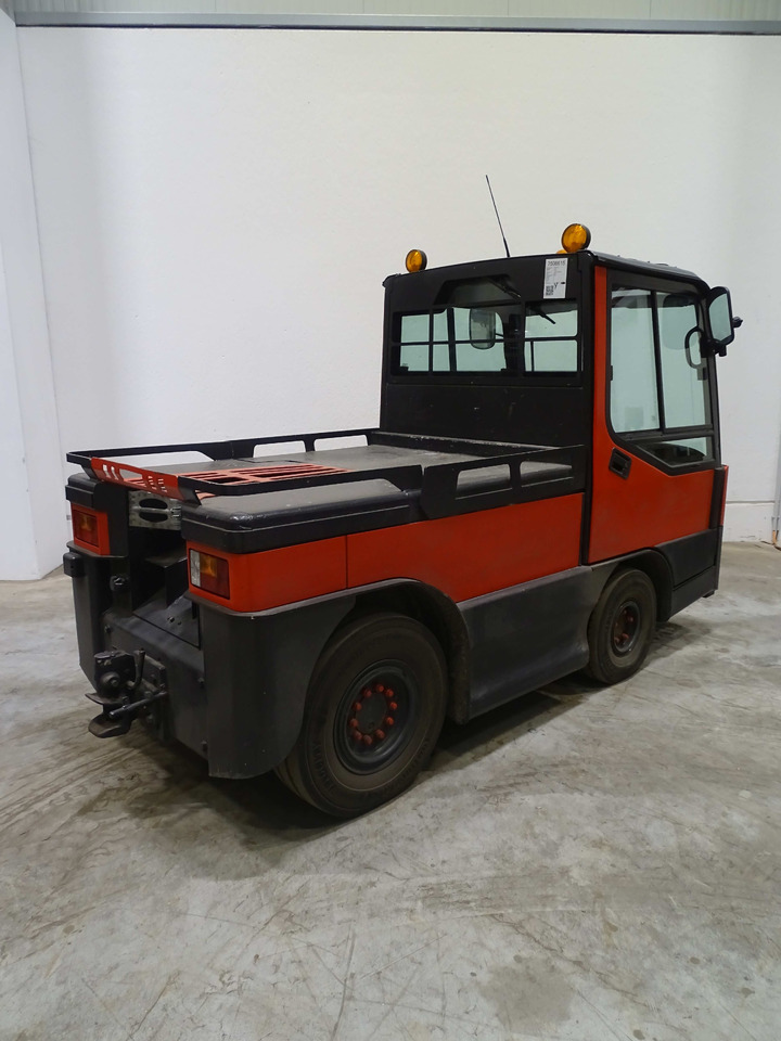 Linde P250 - Elektromos vontató: 2 kép. Linde P250 - Elektromos vontató: 2 kép.