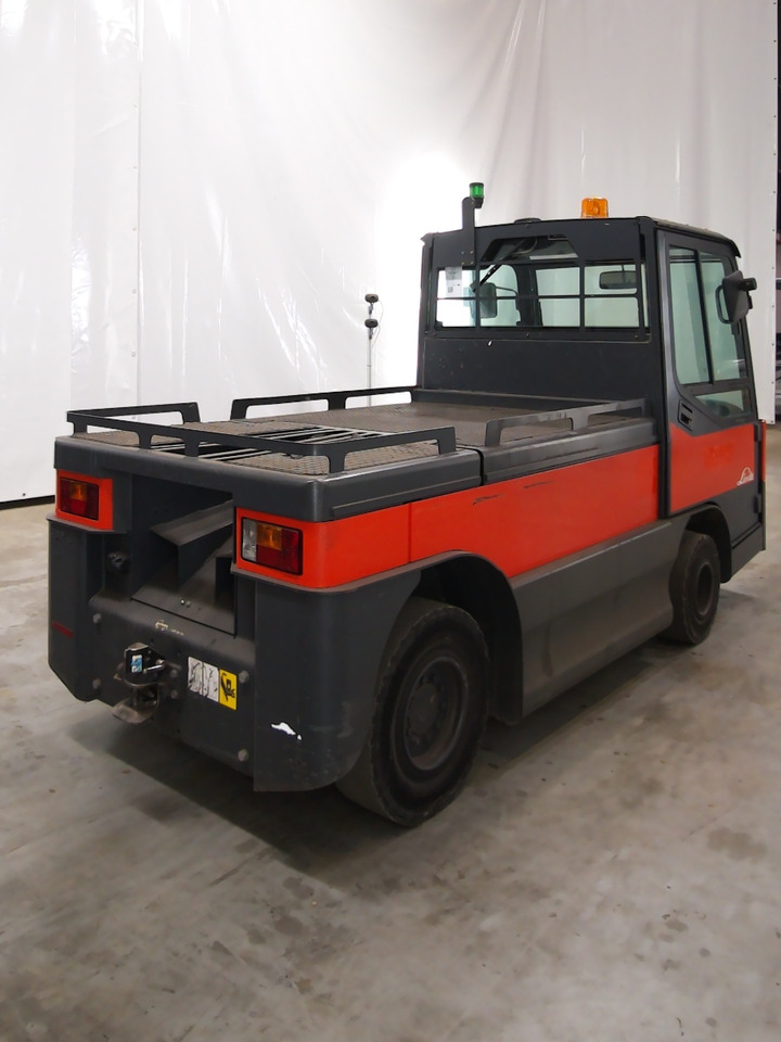 Linde P250 - Elektromos vontató: 2 kép. Linde P250 - Elektromos vontató: 2 kép.