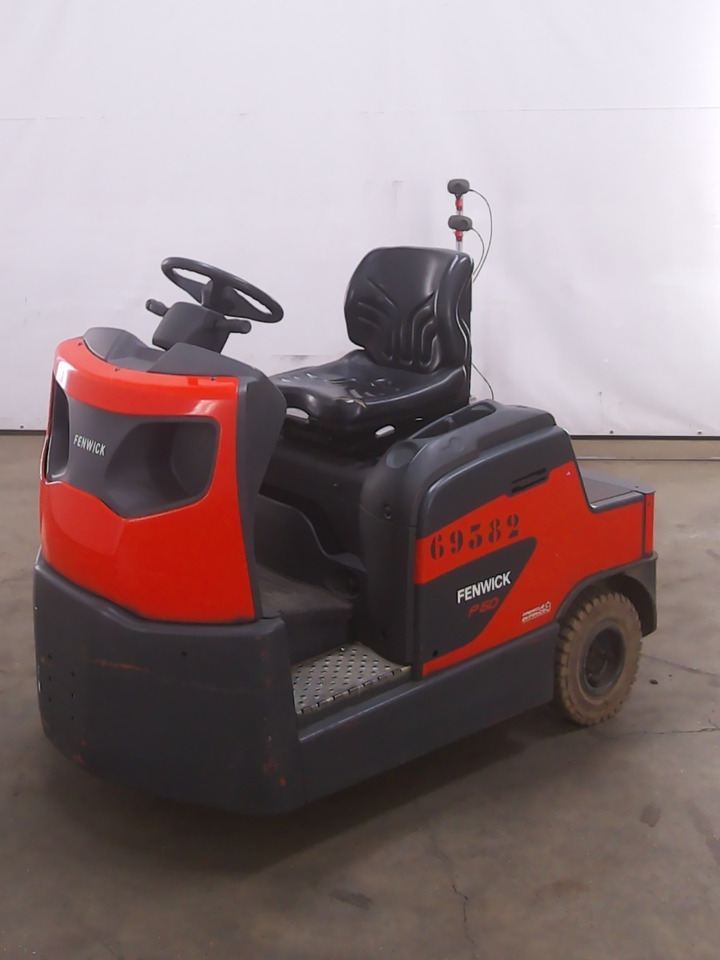Linde P60 - Elektromos vontató: 1 kép. Linde P60 - Elektromos vontató: 1 kép.
