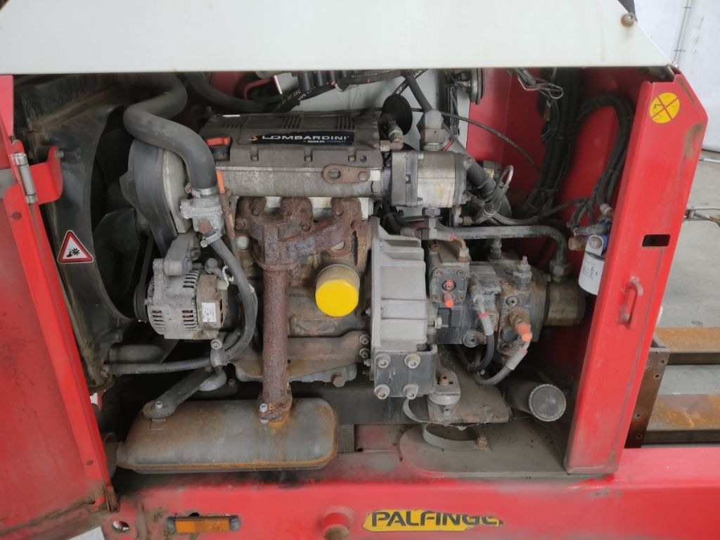 Palfinger F3-203PX - Hordozható targonca: 4 kép. Palfinger F3-203PX - Hordozható targonca: 4 kép.