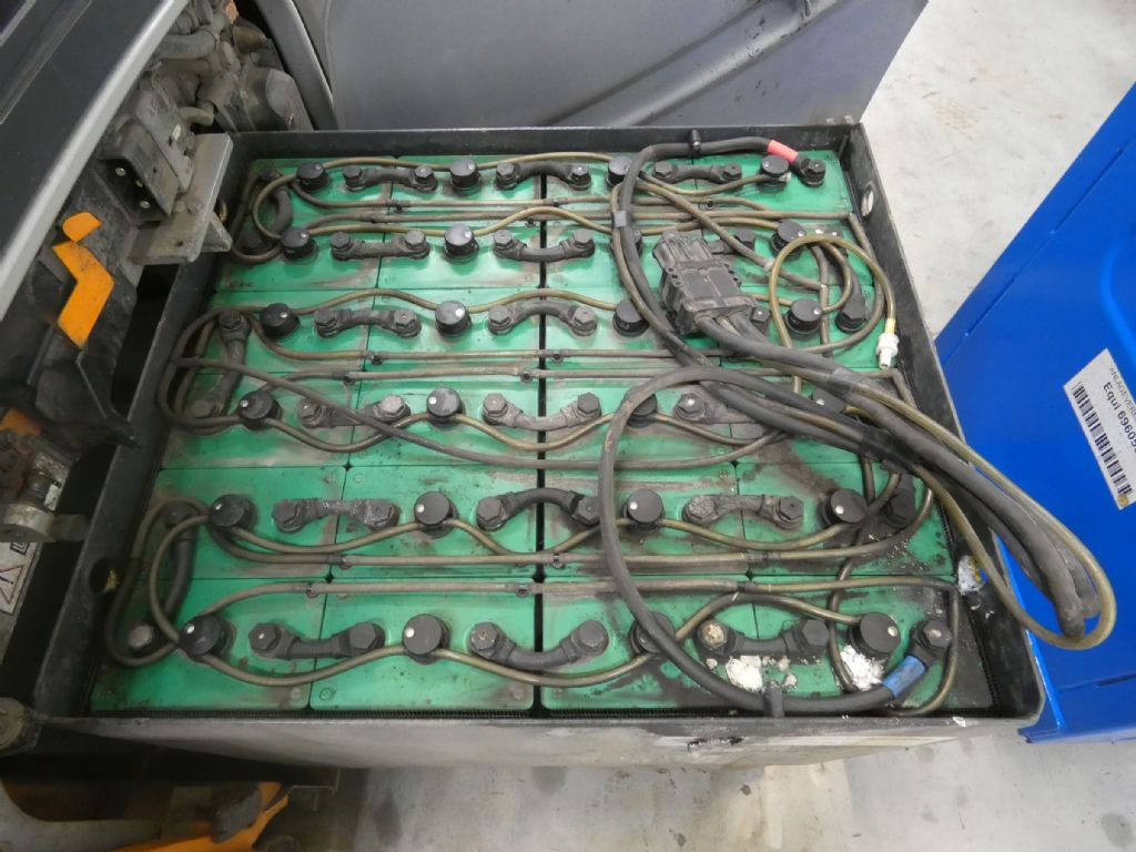 STILL RX20-20PL - Villás targonca: 4 kép. STILL RX20-20PL - Villás targonca: 4 kép.