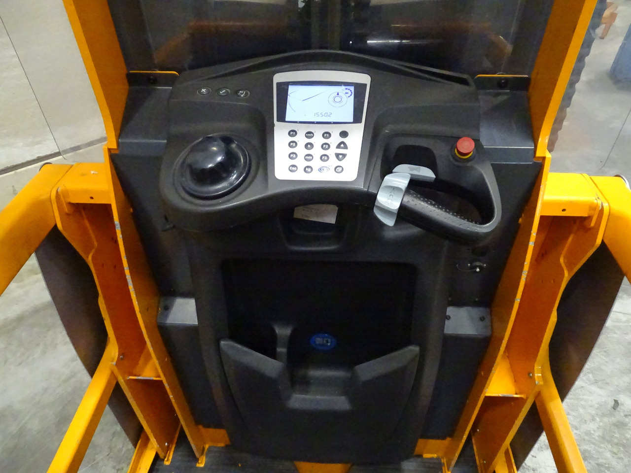 Still EK-X - Komissiózó targoncá: 3 kép. Still EK-X - Komissiózó targoncá: 3 kép.