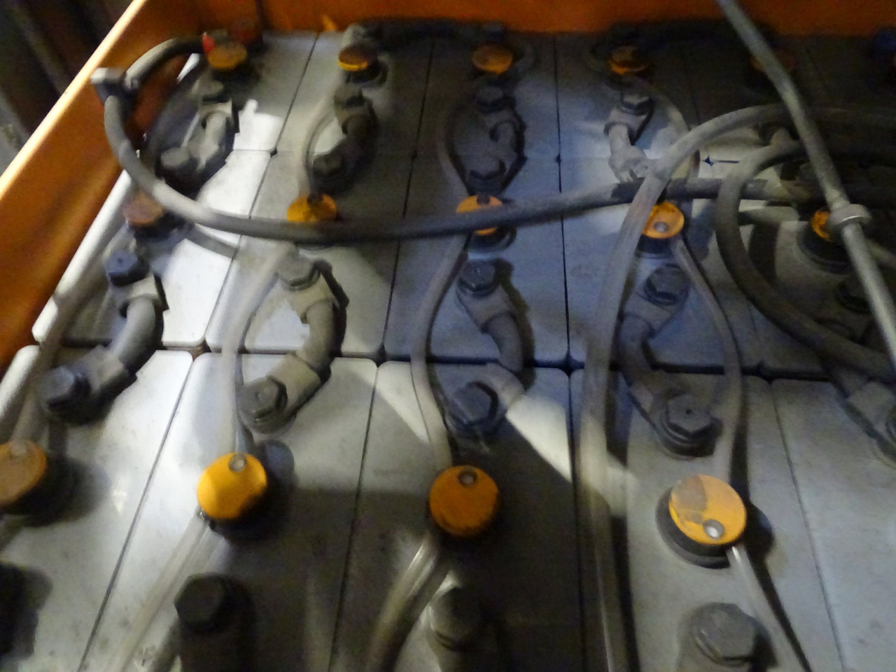 Still EK-X - Komissiózó targoncá: 4 kép. Still EK-X - Komissiózó targoncá: 4 kép.