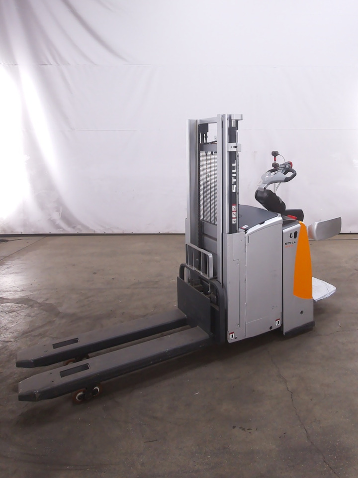 Still EXD-SF20/WAAGE/1220mm - Emelőtargoncá: 2 kép. Still EXD-SF20/WAAGE/1220mm - Emelőtargoncá: 2 kép.