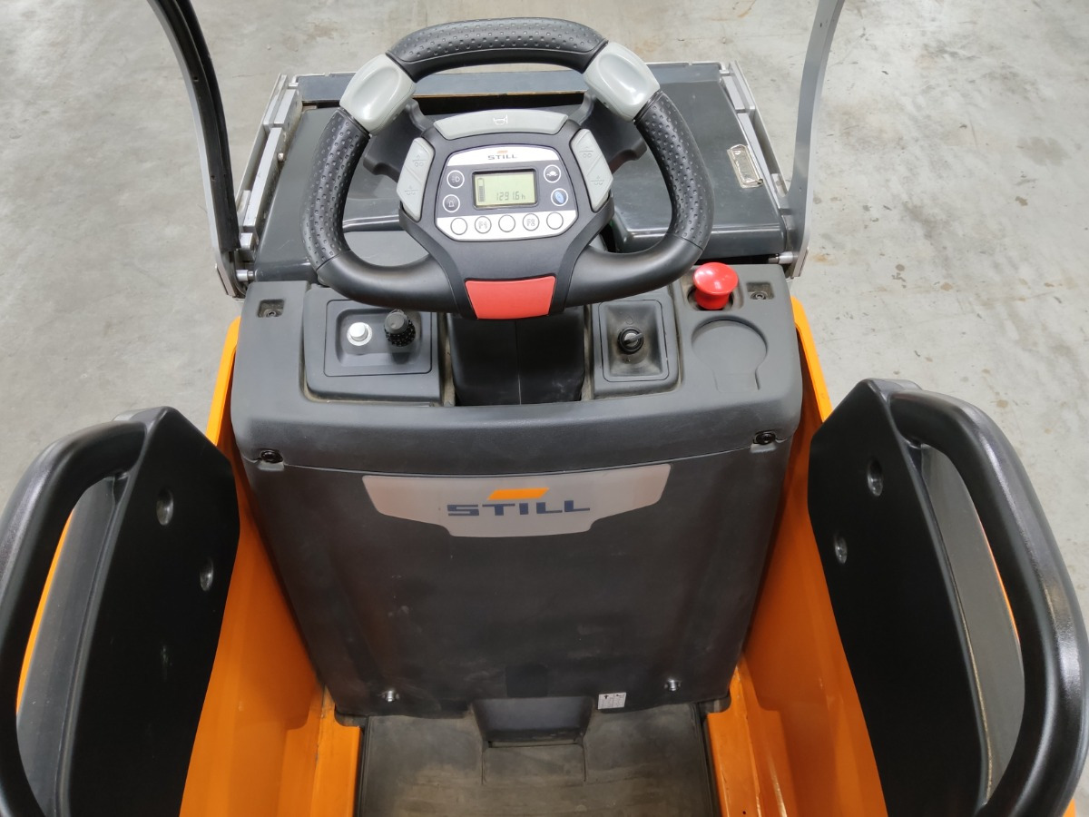 Still EXH-S20 - Kézi raklapemelő: 3 kép. Still EXH-S20 - Kézi raklapemelő: 3 kép.