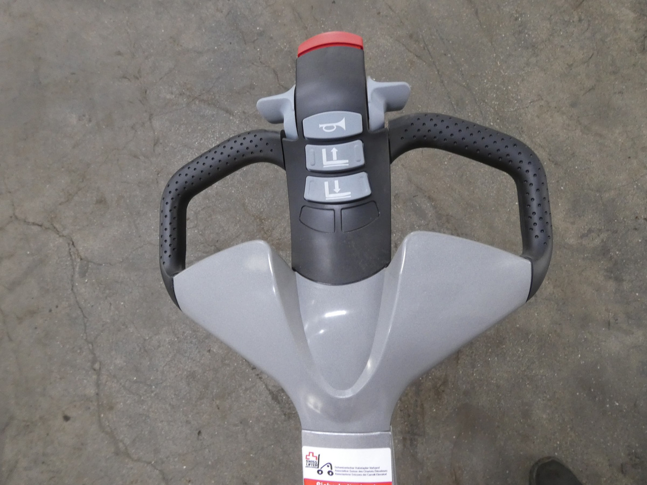 Still EXP14/810MM/BATT.NEU - Emelőtargoncá: 3 kép. Still EXP14/810MM/BATT.NEU - Emelőtargoncá: 3 kép.