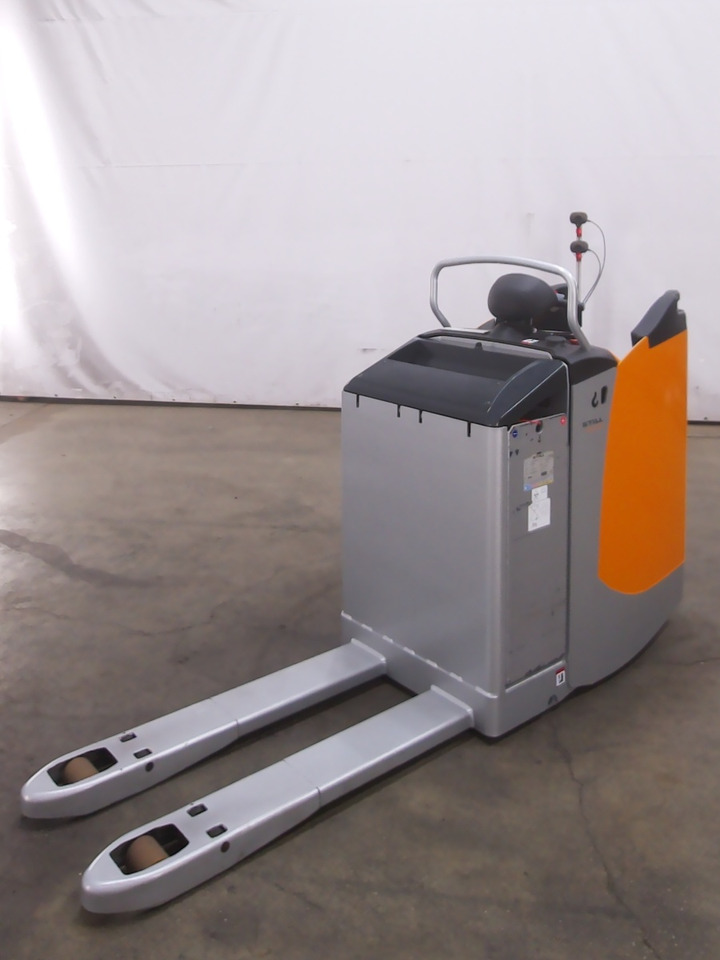 Still EXU-S22/BATT.NEU - Kézi raklapemelő: 1 kép. Still EXU-S22/BATT.NEU - Kézi raklapemelő: 1 kép.