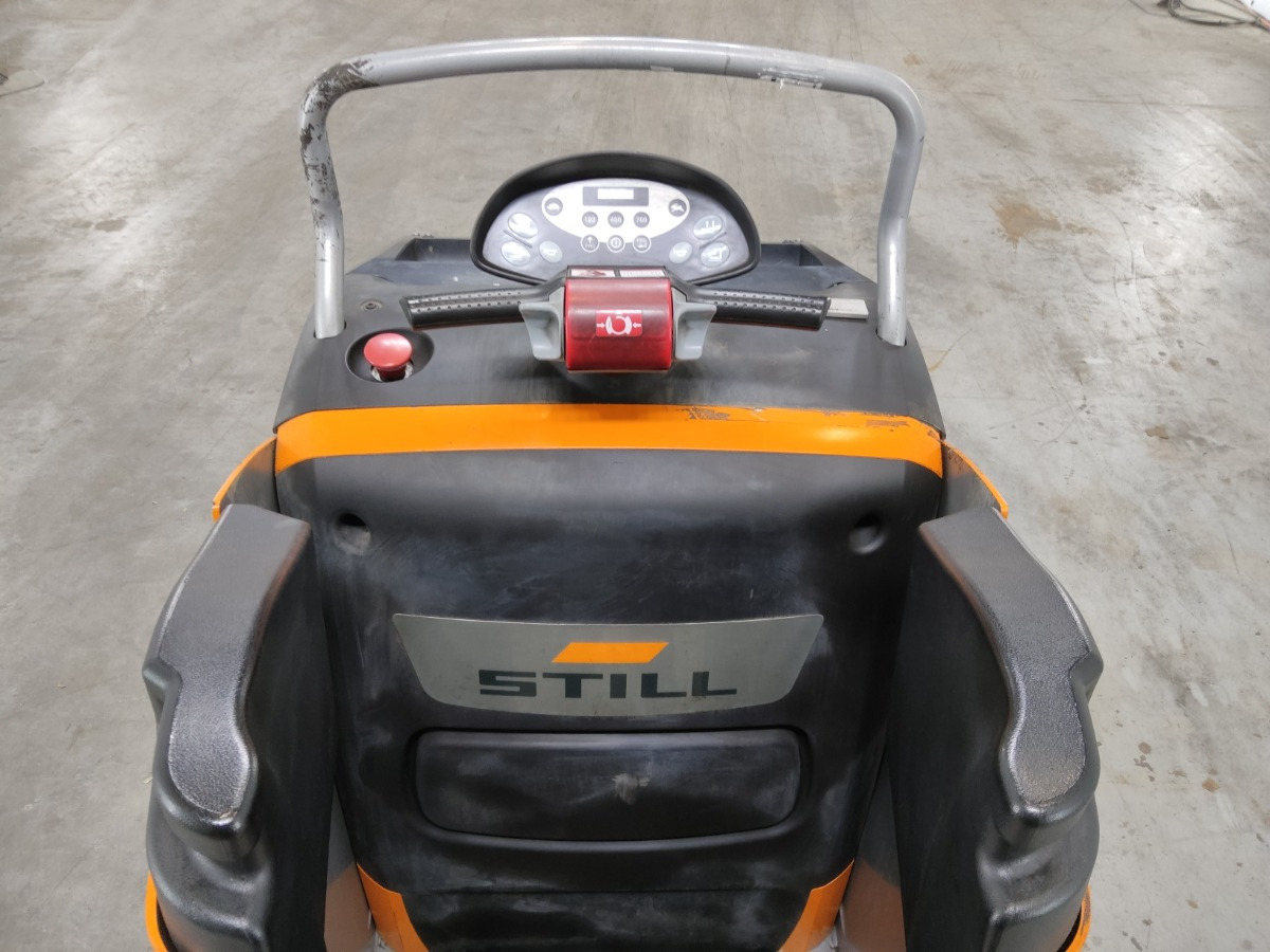 Still EXU-S22 - Kézi raklapemelő: 3 kép. Still EXU-S22 - Kézi raklapemelő: 3 kép.