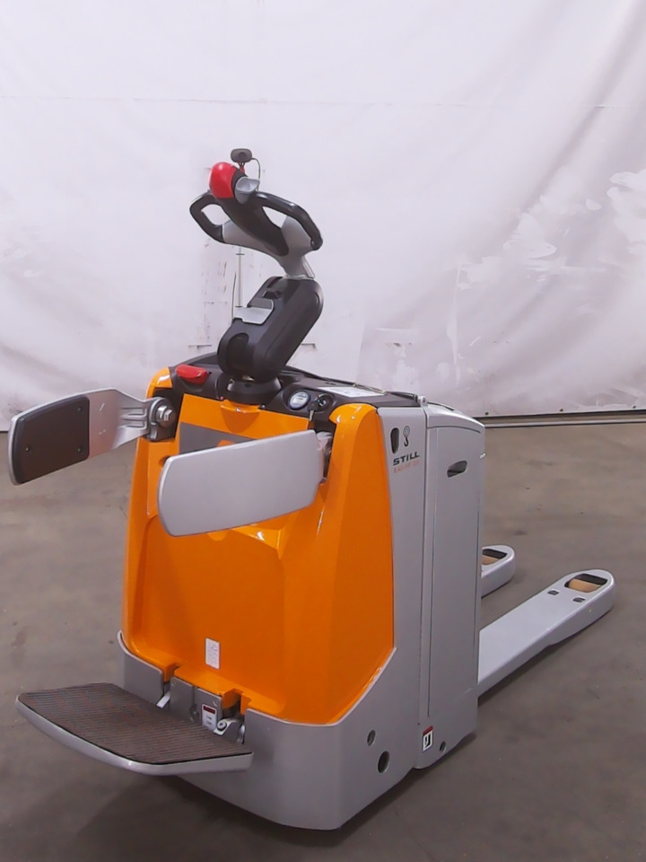 Still EXU-SF20/BATT.NEU - Kézi raklapemelő: 2 kép. Still EXU-SF20/BATT.NEU - Kézi raklapemelő: 2 kép.