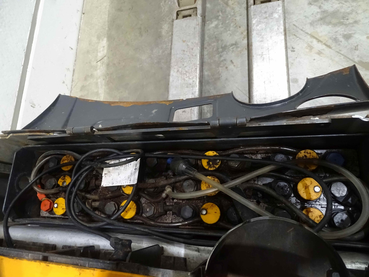 Still EXU16 - Kézi raklapemelő: 4 kép. Still EXU16 - Kézi raklapemelő: 4 kép.