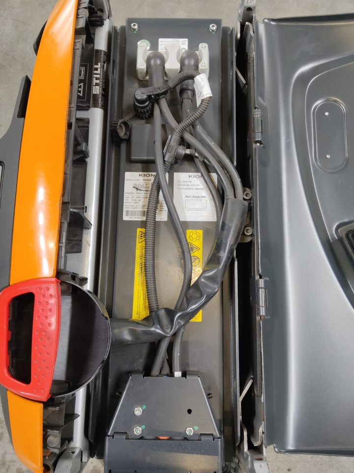 Still EXU20/LIION - Kézi raklapemelő: 4 kép. Still EXU20/LIION - Kézi raklapemelő: 4 kép.