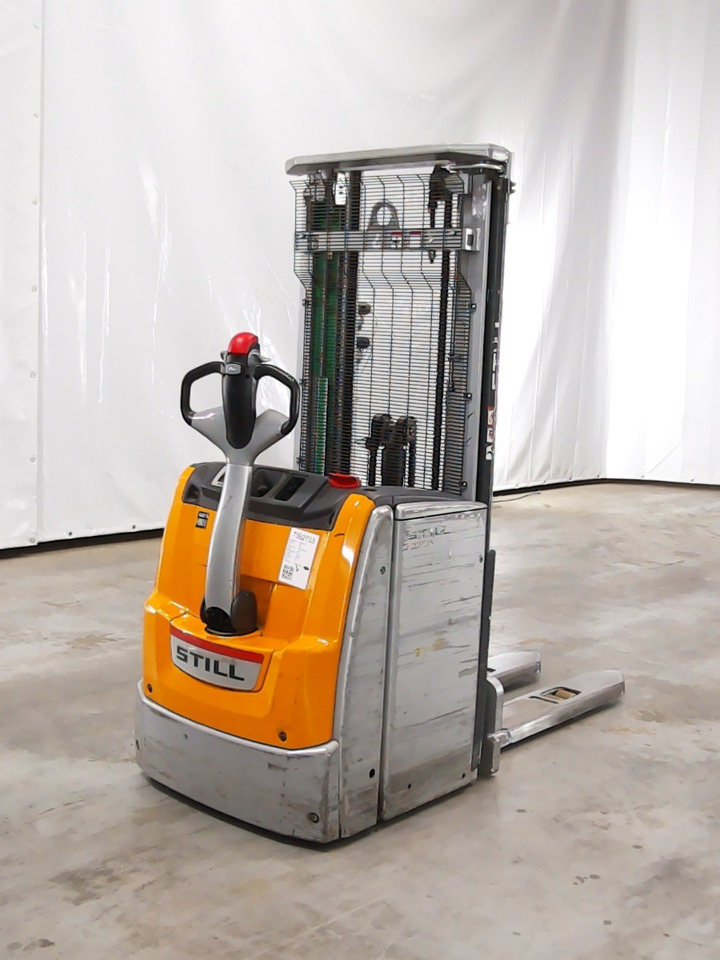 Still EXV14 - Emelőtargoncá: 2 kép. Still EXV14 - Emelőtargoncá: 2 kép.