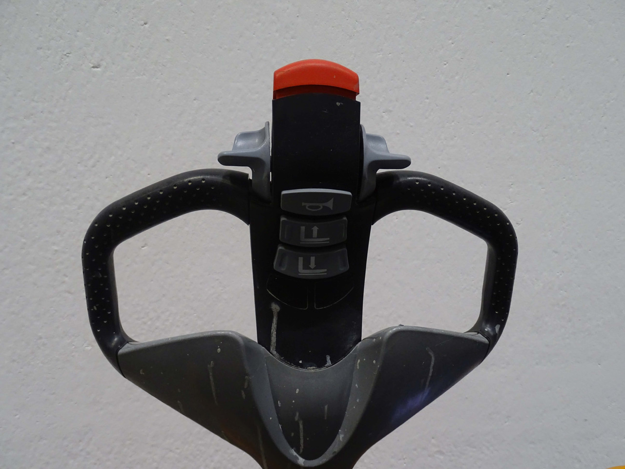 Still EXV14 - Emelőtargoncá: 3 kép. Still EXV14 - Emelőtargoncá: 3 kép.