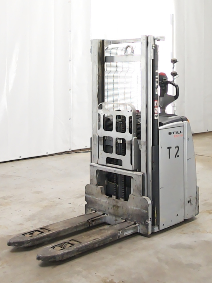 Still EXV16/950MM - Emelőtargoncá: 1 kép. Still EXV16/950MM - Emelőtargoncá: 1 kép.