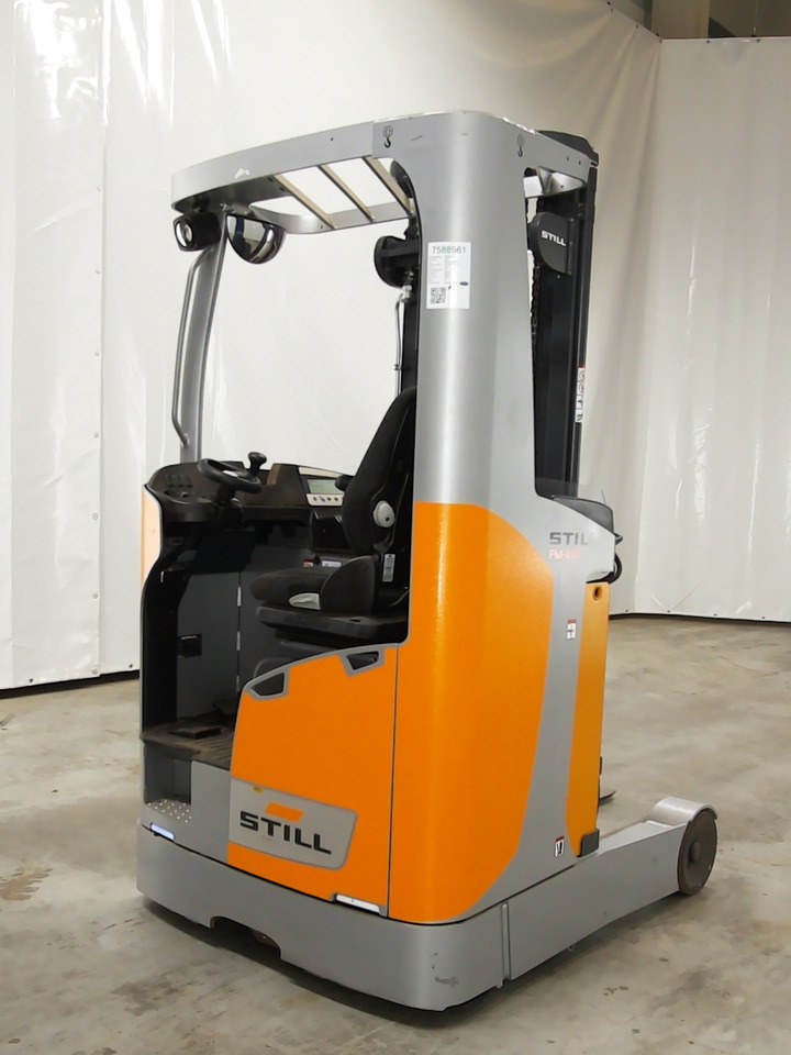 Still FM-X10 - Tolóoszlopos targoncá: 2 kép. Still FM-X10 - Tolóoszlopos targoncá: 2 kép.