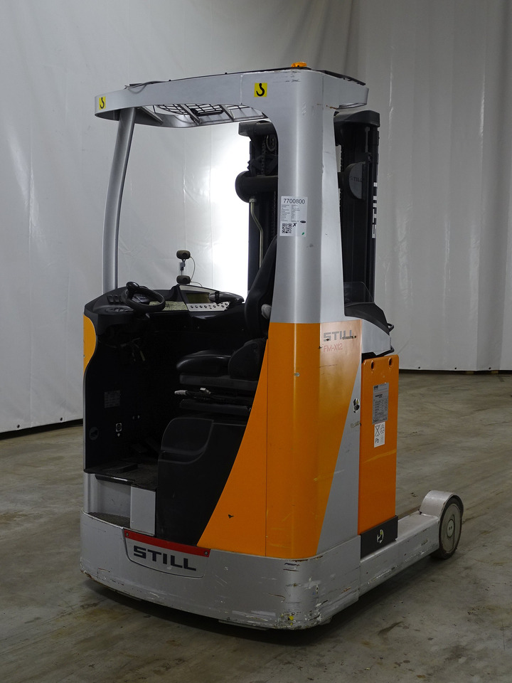 Still FM-X12 - Tolóoszlopos targoncá: 2 kép. Still FM-X12 - Tolóoszlopos targoncá: 2 kép.