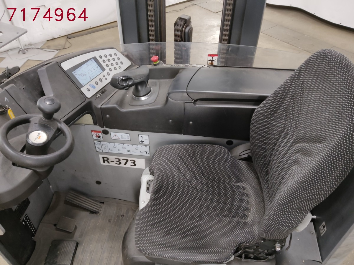 Still FM-X14 - Tolóoszlopos targoncá: 3 kép. Still FM-X14 - Tolóoszlopos targoncá: 3 kép.