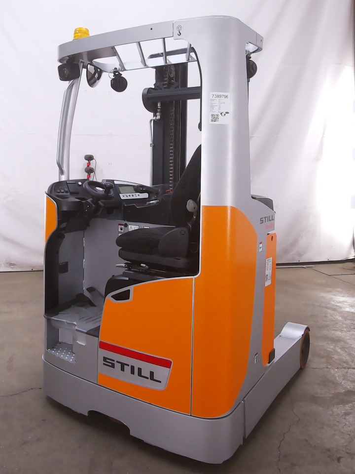 Still FM-X14 - Tolóoszlopos targoncá: 2 kép. Still FM-X14 - Tolóoszlopos targoncá: 2 kép.