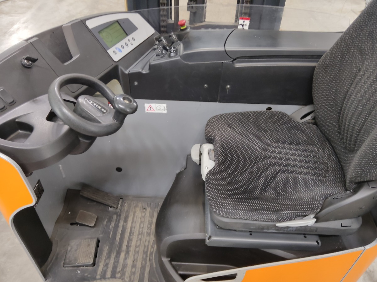 Still FM-X14 - Tolóoszlopos targoncá: 3 kép. Still FM-X14 - Tolóoszlopos targoncá: 3 kép.