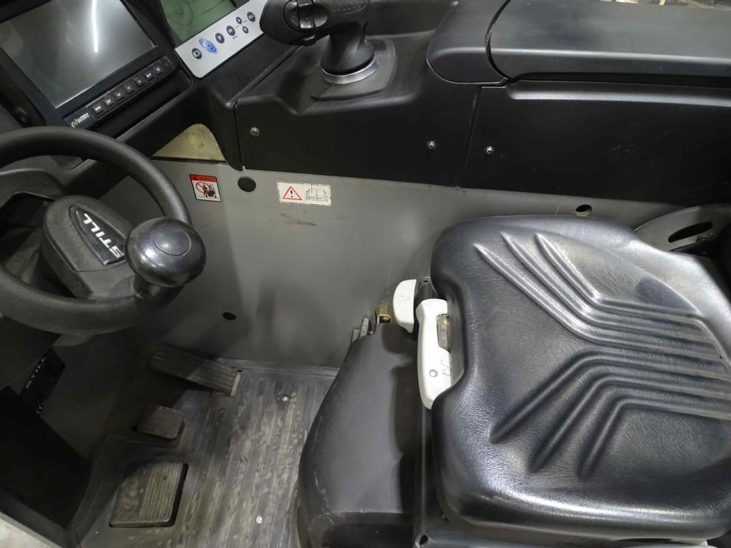 Still FM-X17 - Tolóoszlopos targoncá: 3 kép. Still FM-X17 - Tolóoszlopos targoncá: 3 kép.