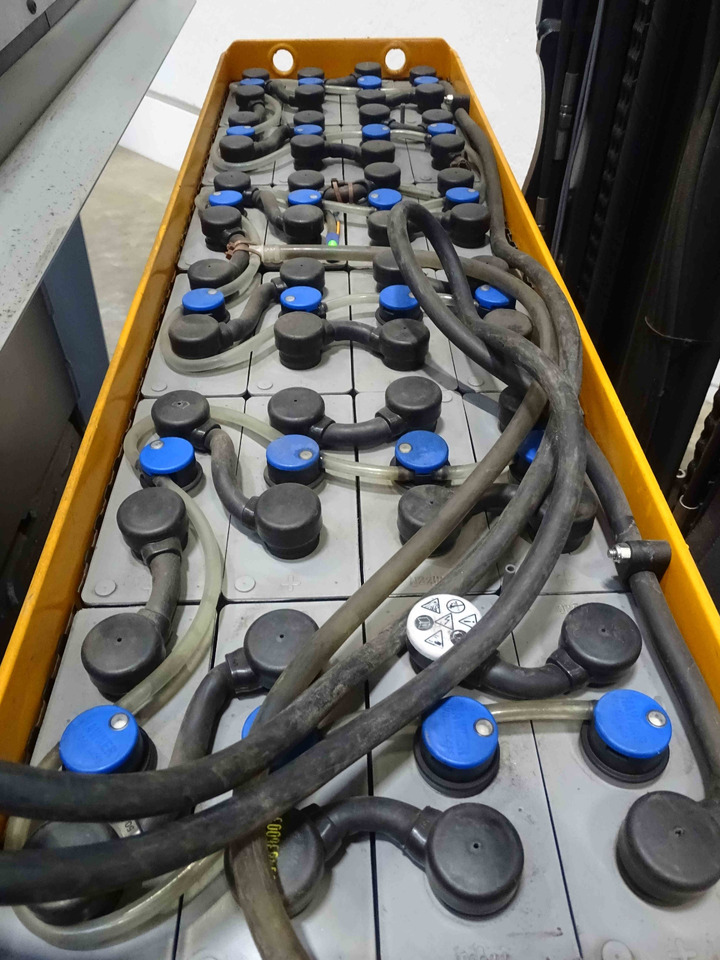 Still FM-X17 - Tolóoszlopos targoncá: 4 kép. Still FM-X17 - Tolóoszlopos targoncá: 4 kép.