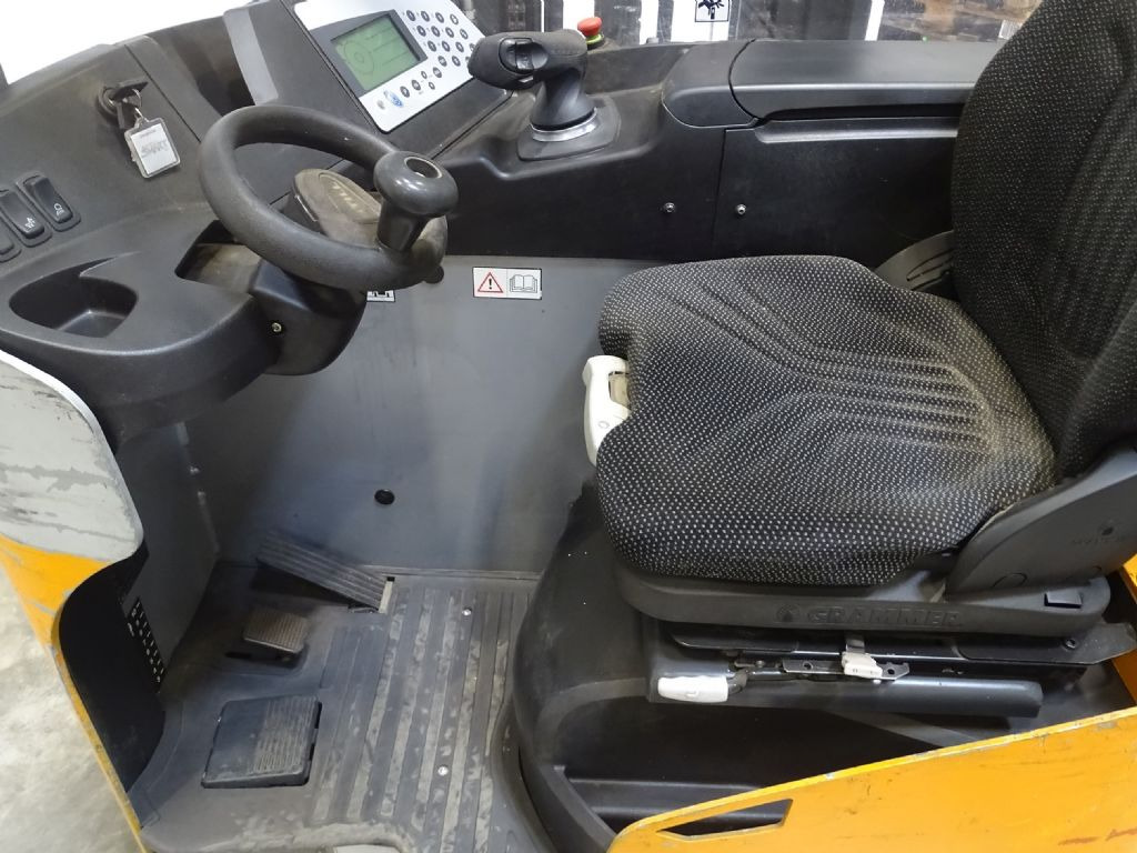 Still FM-X17 - Tolóoszlopos targoncá: 3 kép. Still FM-X17 - Tolóoszlopos targoncá: 3 kép.