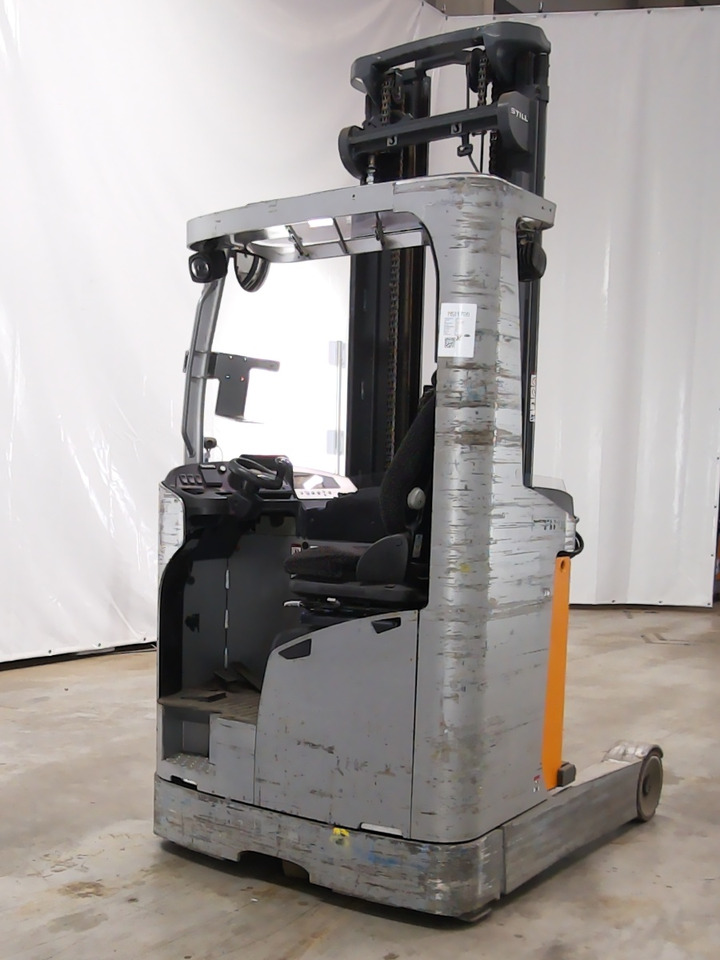 Still FM-X17 - Tolóoszlopos targoncá: 2 kép. Still FM-X17 - Tolóoszlopos targoncá: 2 kép.