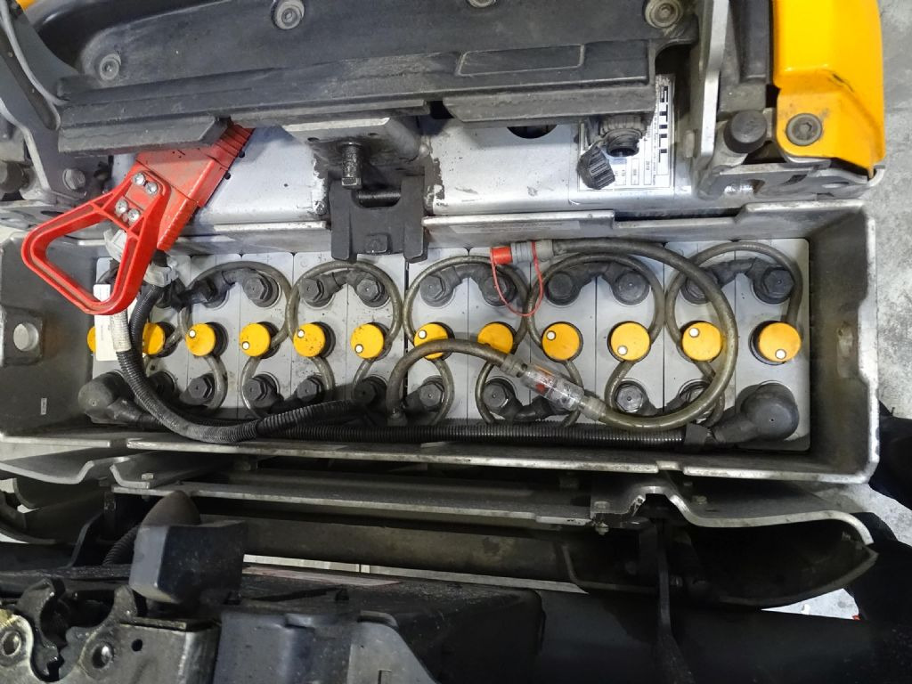 Still LTX50 - Elektromos vontató: 4 kép. Still LTX50 - Elektromos vontató: 4 kép.