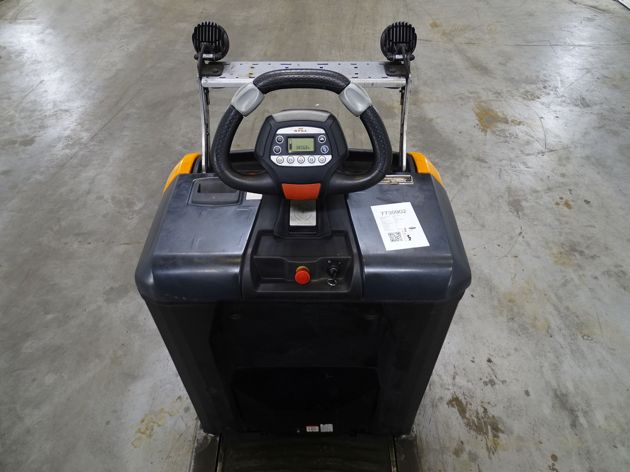 Still LTX50 - Elektromos vontató: 3 kép. Still LTX50 - Elektromos vontató: 3 kép.