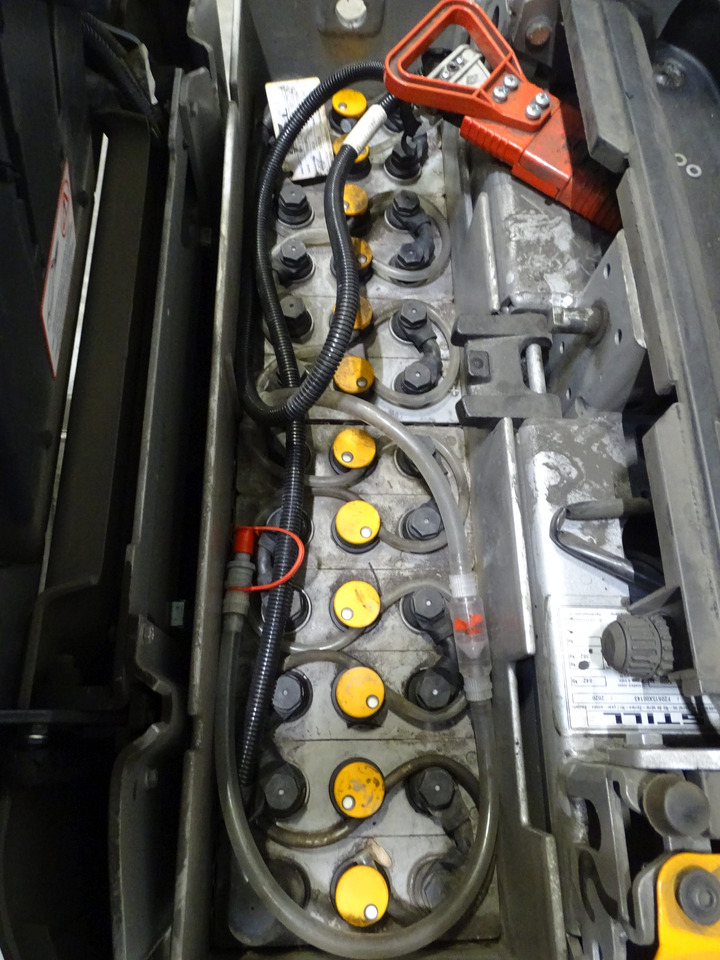 Still LTX50 - Elektromos vontató: 4 kép. Still LTX50 - Elektromos vontató: 4 kép.