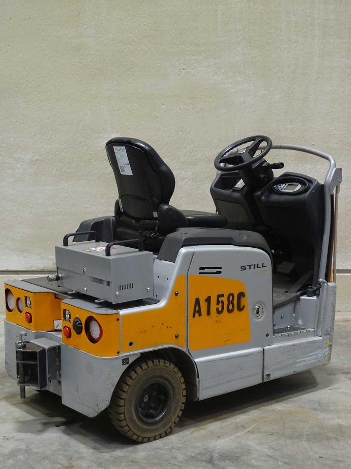 Still LTX70 - Elektromos vontató: 2 kép. Still LTX70 - Elektromos vontató: 2 kép.