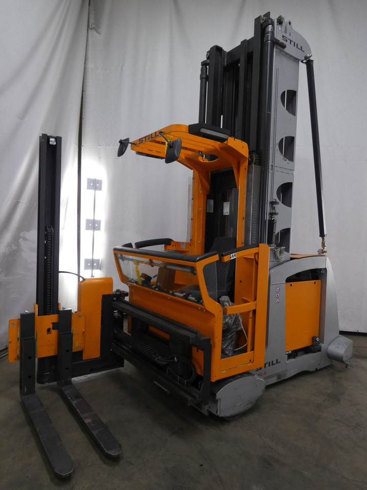 Still MX-X - Komissiózó targoncá: 1 kép. Still MX-X - Komissiózó targoncá: 1 kép.