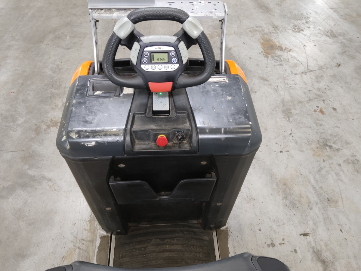 Still OPX-L12/520MM - Komissiózó targoncá: 3 kép. Still OPX-L12/520MM - Komissiózó targoncá: 3 kép.