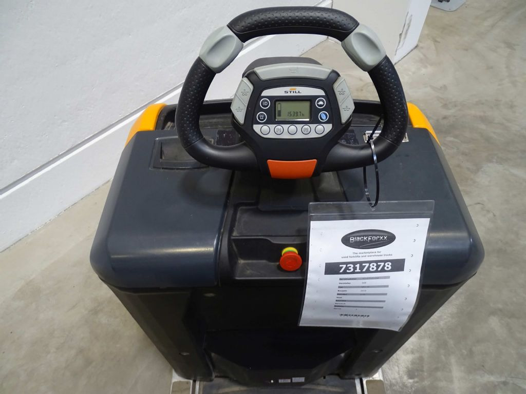 Still OPX20 - Komissiózó targoncá: 3 kép. Still OPX20 - Komissiózó targoncá: 3 kép.