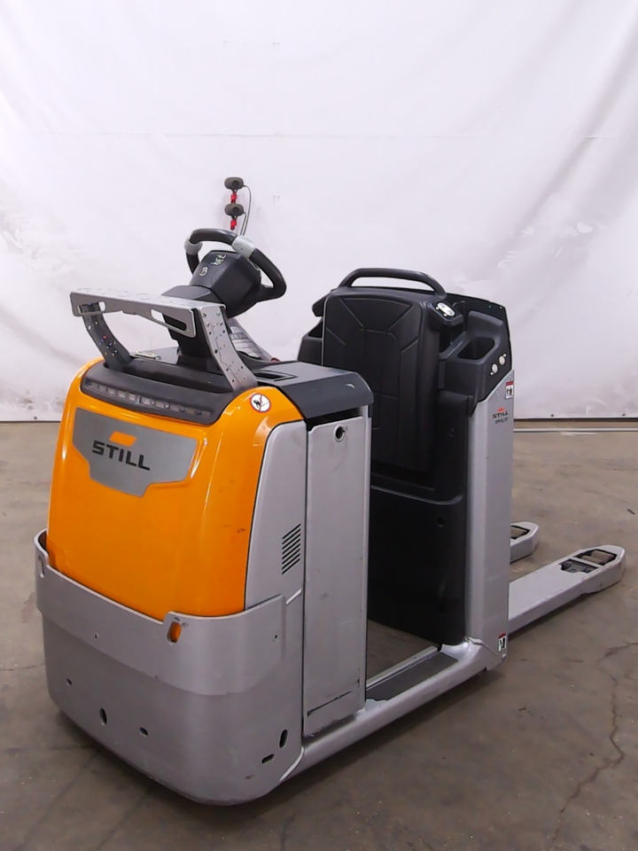 Still OPX25 - Komissiózó targoncá: 2 kép. Still OPX25 - Komissiózó targoncá: 2 kép.