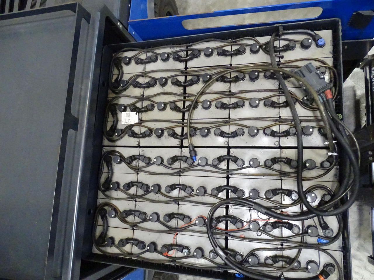 Still R07-25L - Elektromos vontató: 4 kép. Still R07-25L - Elektromos vontató: 4 kép.