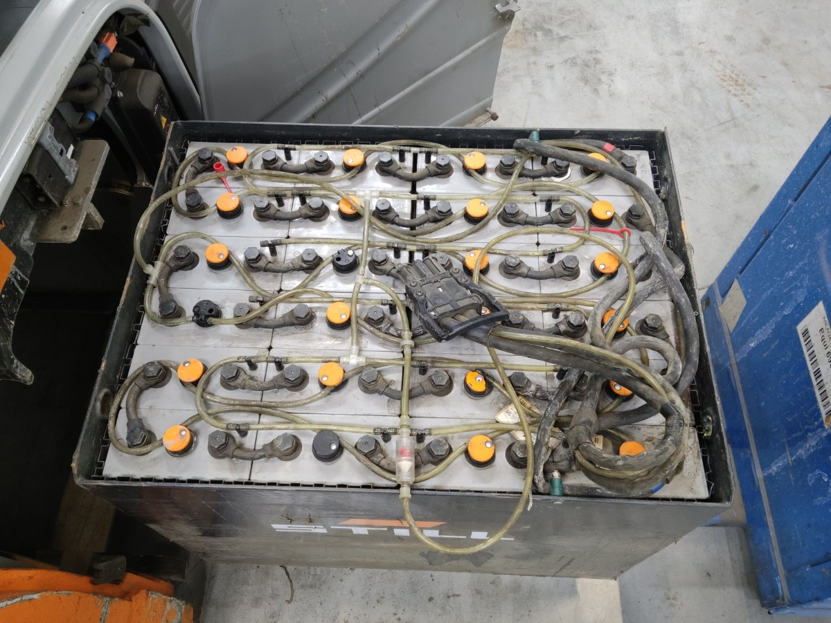 Still RX20-16 - Elektromos targonca: 4 kép. Still RX20-16 - Elektromos targonca: 4 kép.