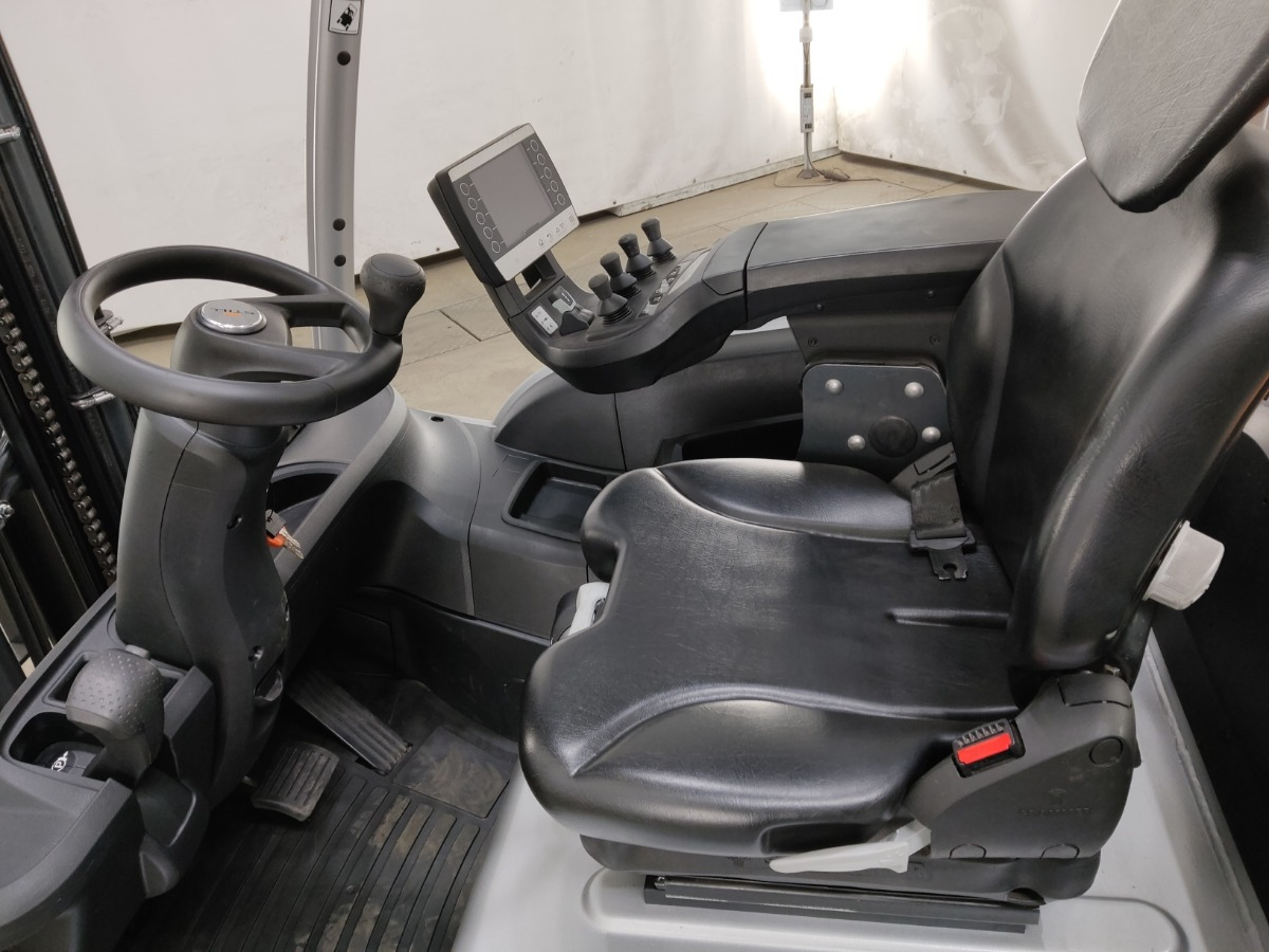 Still RX20-16P - Elektromos targonca: 5 kép. Still RX20-16P - Elektromos targonca: 5 kép.