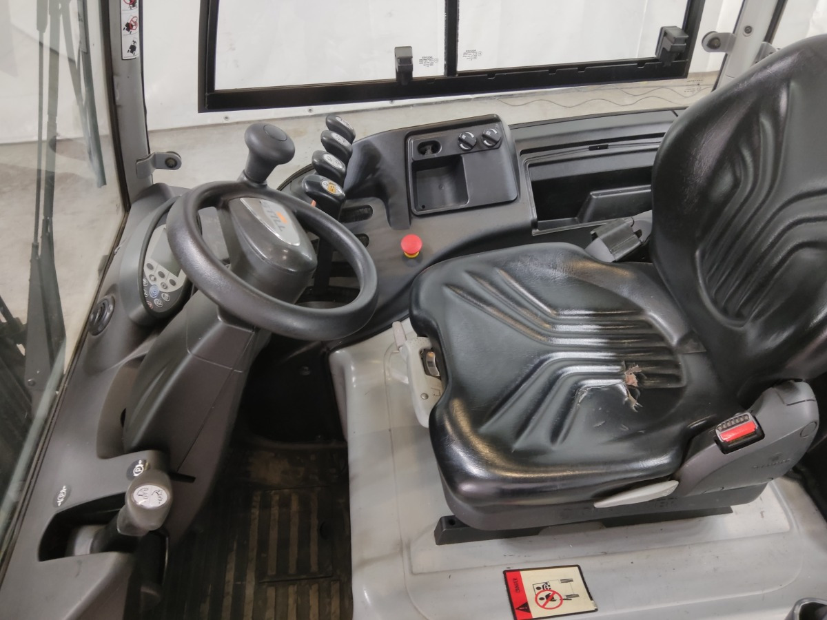 Still RX20-18P/H - Elektromos targonca: 3 kép. Still RX20-18P/H - Elektromos targonca: 3 kép.