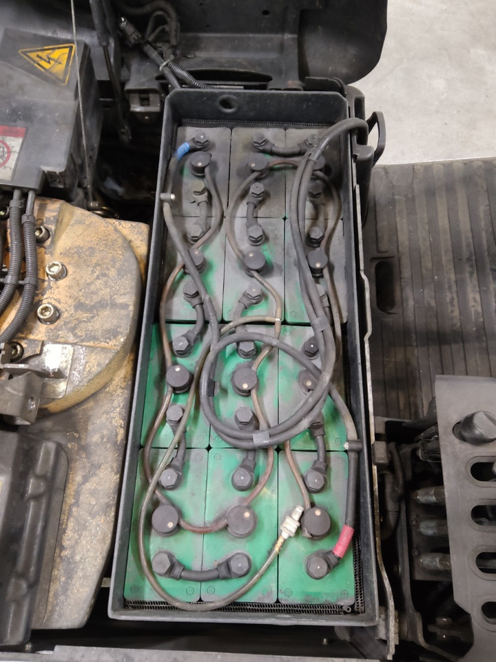 Still RX50-10 - Elektromos targonca: 4 kép. Still RX50-10 - Elektromos targonca: 4 kép.