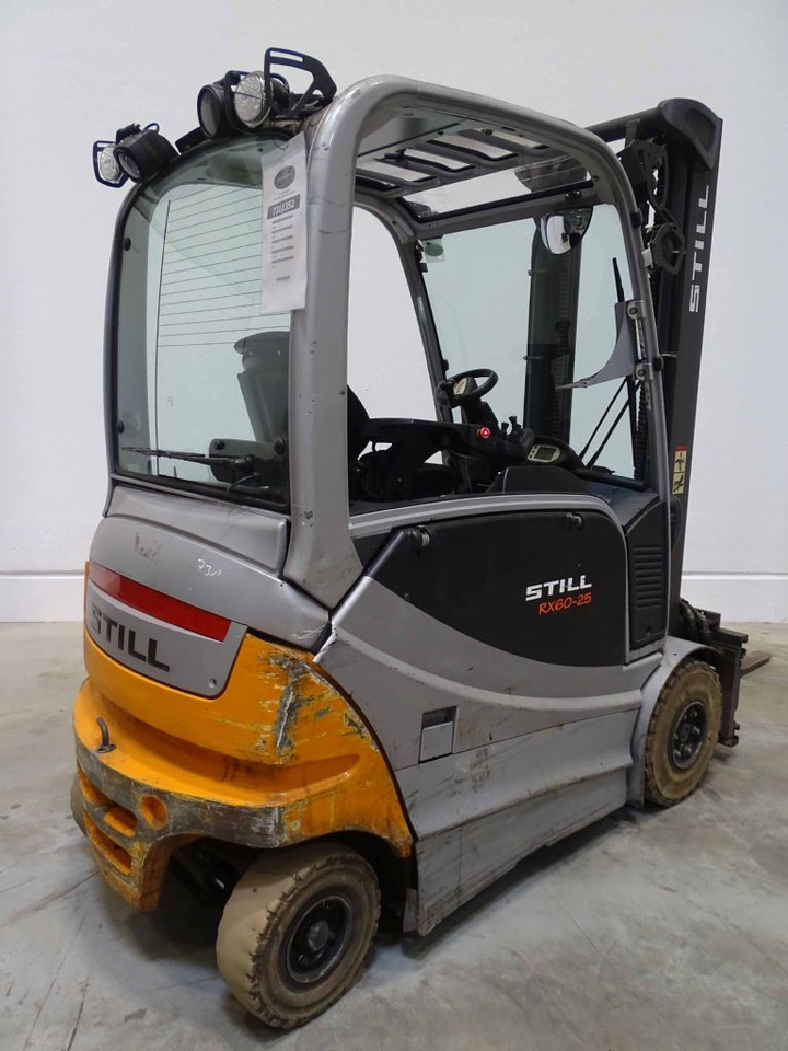 Still RX60-25 - Elektromos targonca: 2 kép. Still RX60-25 - Elektromos targonca: 2 kép.