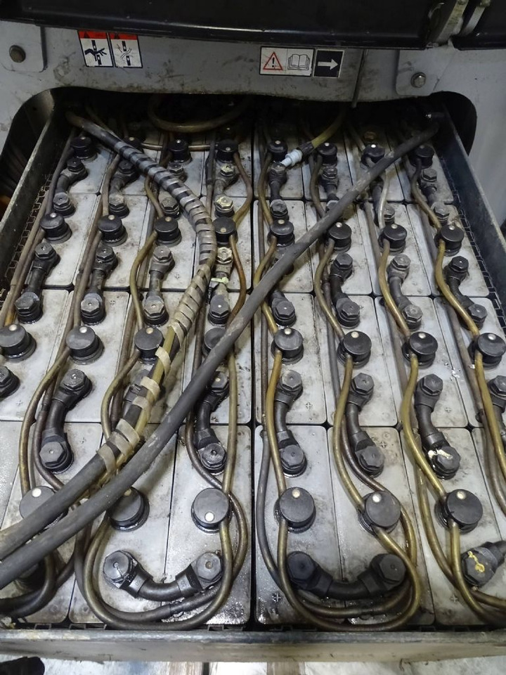 Still RX60-25 - Elektromos targonca: 4 kép. Still RX60-25 - Elektromos targonca: 4 kép.
