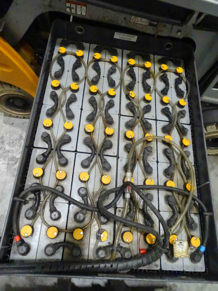 Still RX60-25 - Elektromos targonca: 4 kép. Still RX60-25 - Elektromos targonca: 4 kép.