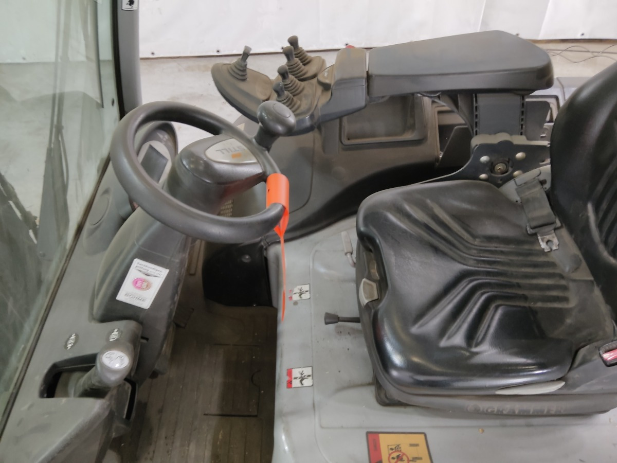 Still RX60-30 - Elektromos targonca: 3 kép. Still RX60-30 - Elektromos targonca: 3 kép.