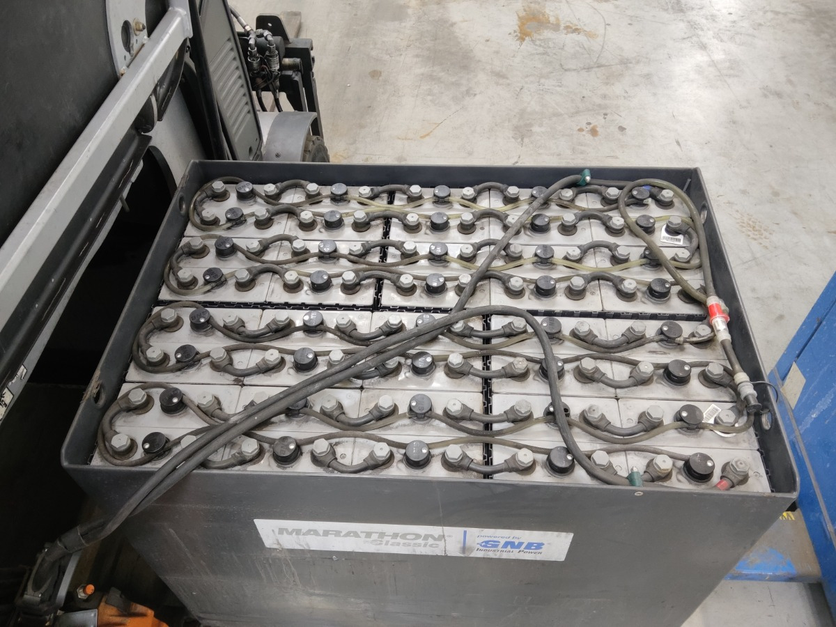 Still RX60-30 - Elektromos targonca: 4 kép. Still RX60-30 - Elektromos targonca: 4 kép.