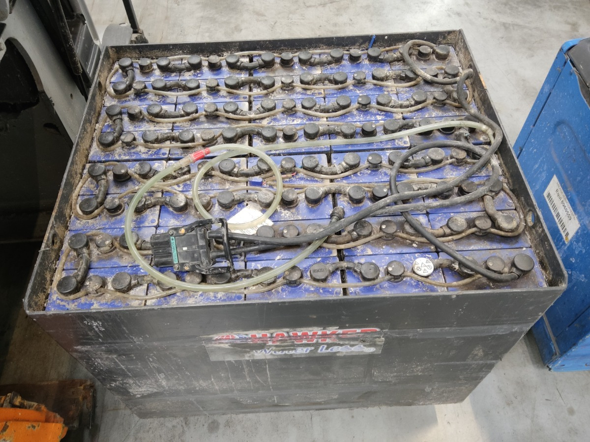 Still RX60-30L - Elektromos targonca: 4 kép. Still RX60-30L - Elektromos targonca: 4 kép.