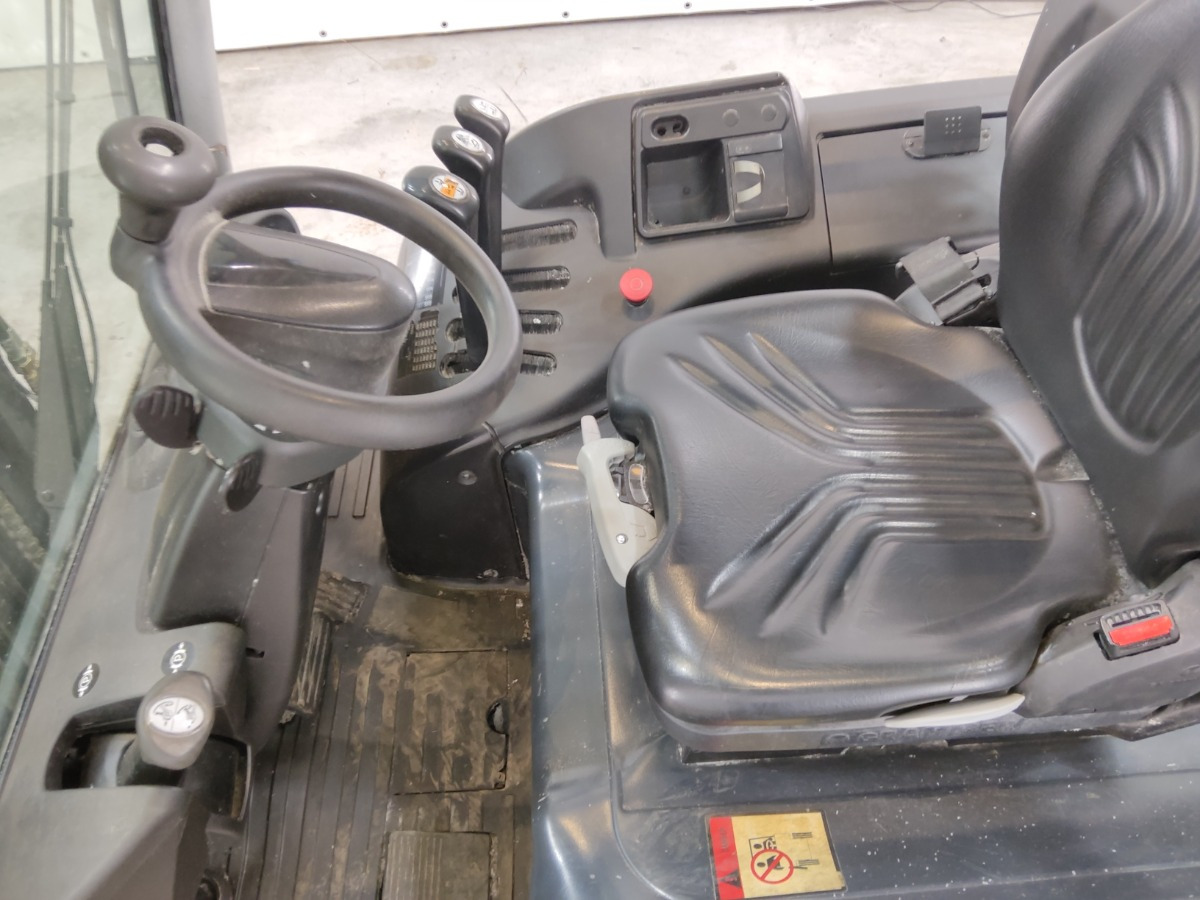 Still RX60-30L - Elektromos targonca: 3 kép. Still RX60-30L - Elektromos targonca: 3 kép.