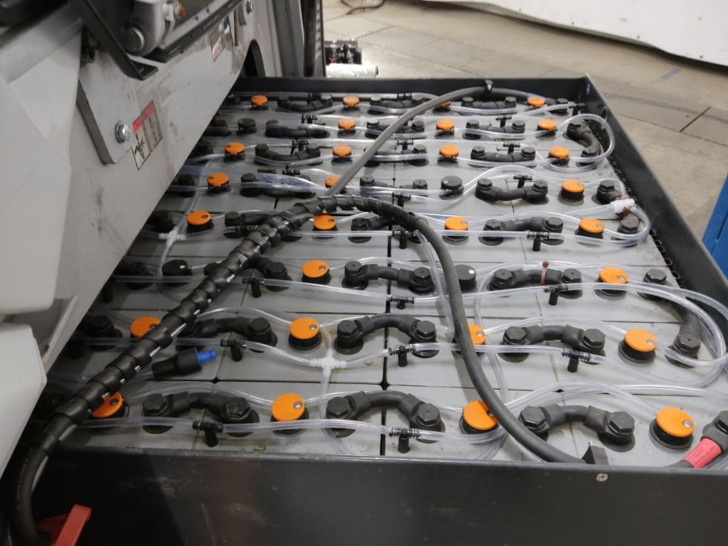 Still RX60-50 - Elektromos targonca: 4 kép. Still RX60-50 - Elektromos targonca: 4 kép.