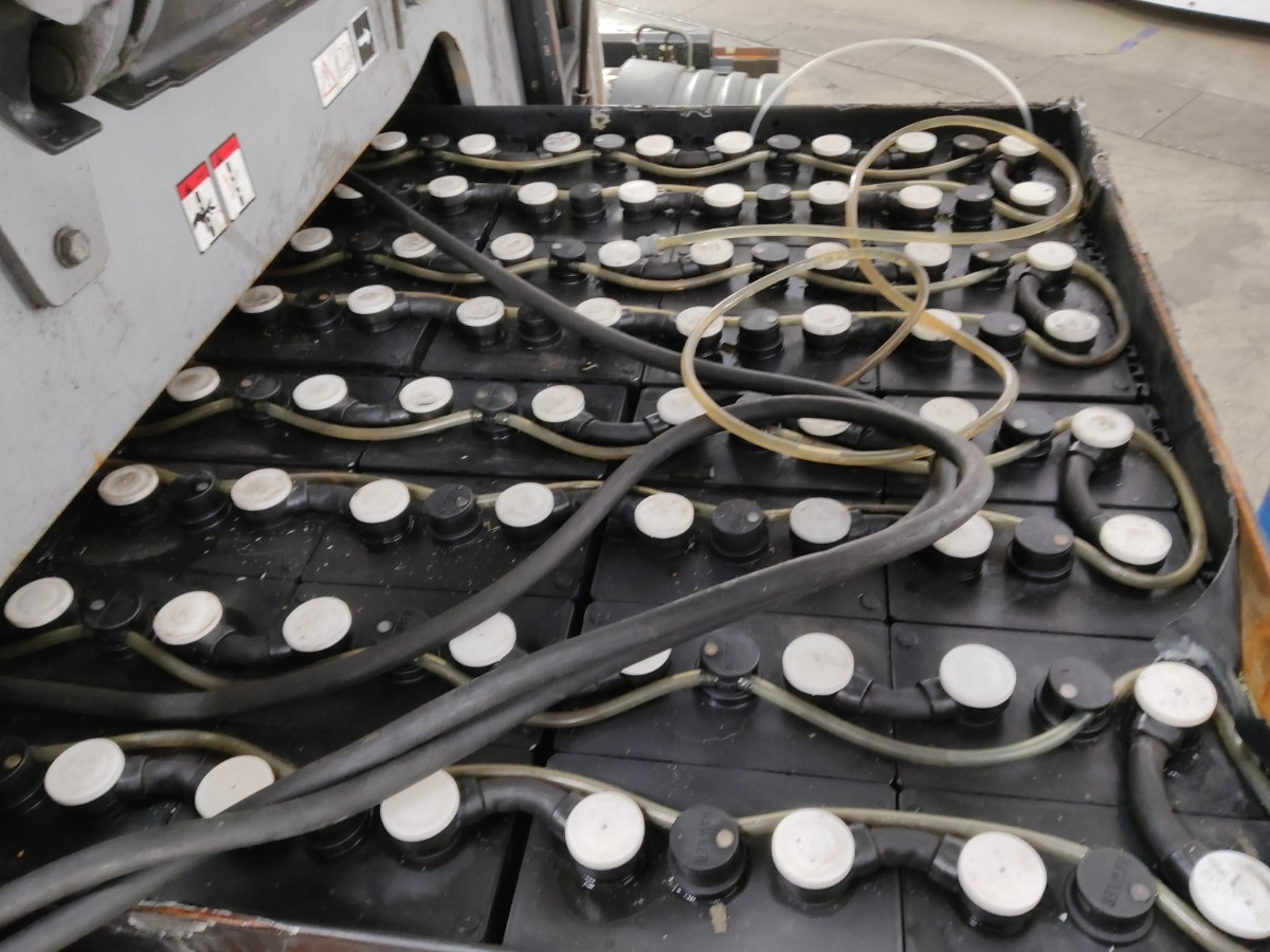 Still RX60-50 - Elektromos targonca: 4 kép. Still RX60-50 - Elektromos targonca: 4 kép.